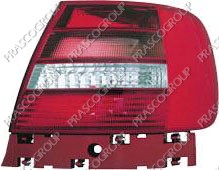 FEU D'AILE ARRIERE DROIT SANS PORTE LAMPE - MOD. BERLINE