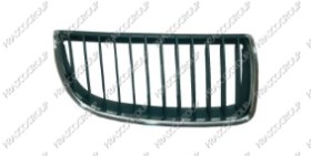 GRILLE CALANDRE DROITE CHROMEE