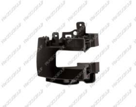 BRIDE COTE' GAUCHE DE PARE-CHOCS ARRIERE-PLASTIQUE