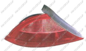 FEU D'AILE ARRIERE DROIT SANS PORTE LAMPE MOD. 10/00 >