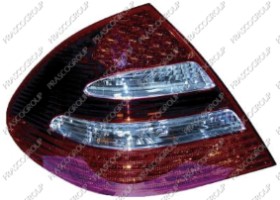 FEU D'AILE ARRIERE DROIT SANS PORTE LAMPE MOD. AVANTGARDE &gt; 03/05