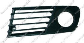 GRILLE DROITE NOIRE DE PARE-CHOCS-AVEC SIEGE ANTIBROUILLARD