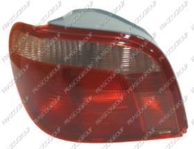 FEU D'AILE ARRIERE GAUCHE AVEC PORTE LAMPE