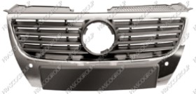 GRILLE CALANDRE AVEC MOULURES NOIRES ET TROUS RADAR DIAMETRE LOGO 150MM